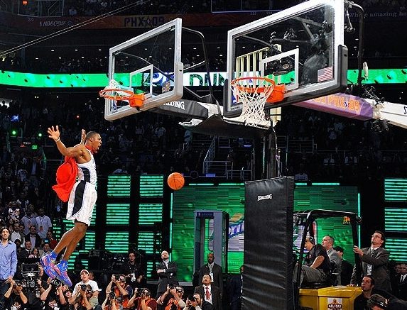 El partido de la NBA con la canasta a 365 cm de altura - el gurú del basket